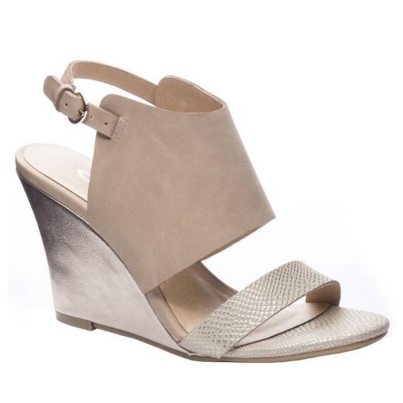 chinese laundry baja wedge